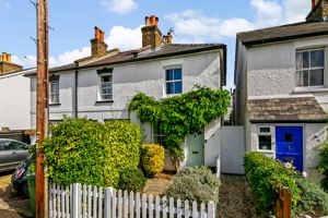 Dennis Road, East Molesey- click for photo gallery